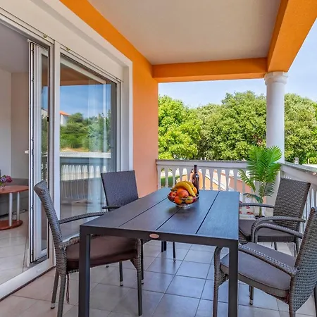 Apartment Rocco 1 Banjole